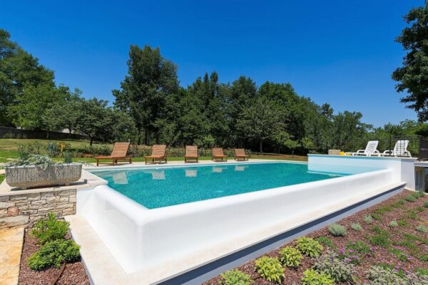 Spacious Villa Sany With Private Pool in Heki (Istrië - vasteland)