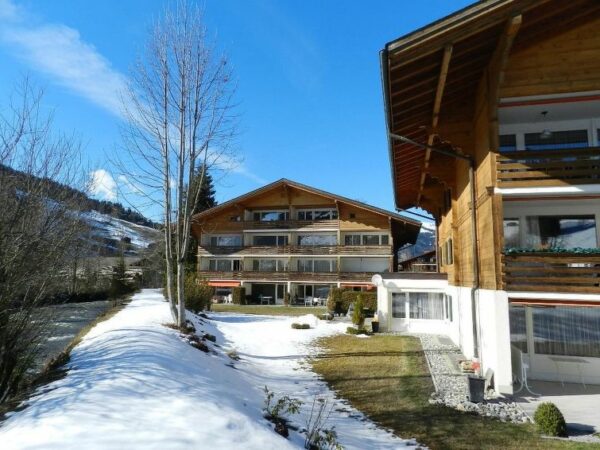 2 persoons Appartement La Sarine 212 vanaf €114.55 - Image 3