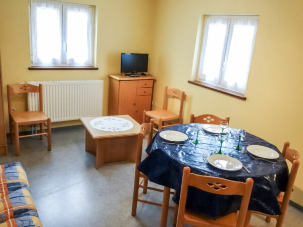 4 persoons Appartement Résidence jaune et rose vanaf €56.07 - Image 4