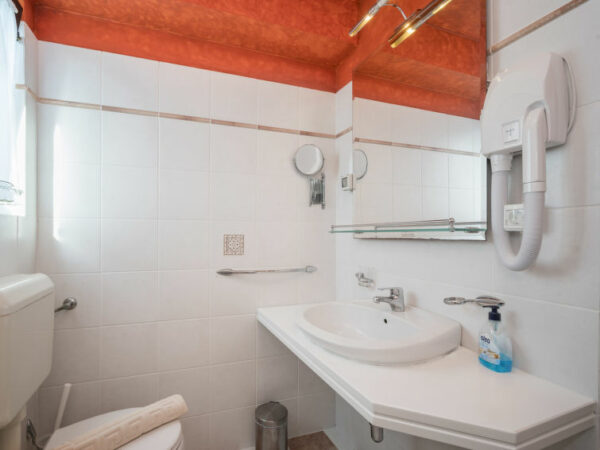 4 persoons Appartement Rossella 1 vanaf €88.30 - Image 9