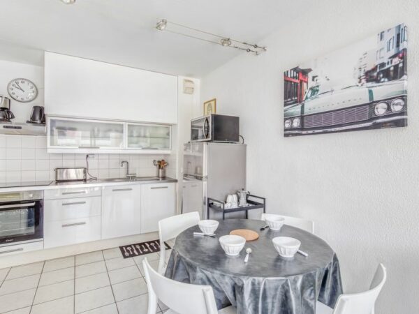 4 persoons Appartement Le Cesarée vanaf €58.02 - Image 3