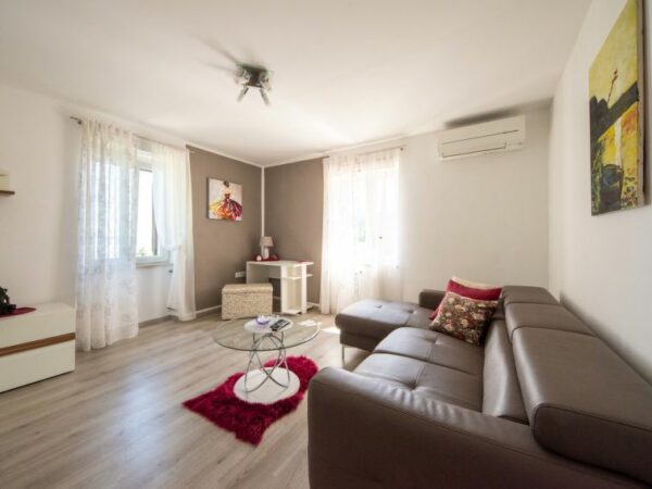 4 persoons Appartement Nada vanaf €44.30 - Image 3