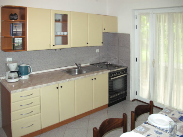 4 persoons Appartement Giuliano vanaf €41.30 - Image 4